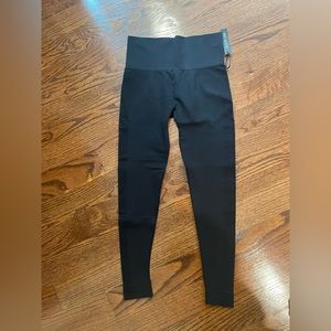 NWT Set Active Sculptflex Leggings - onyx